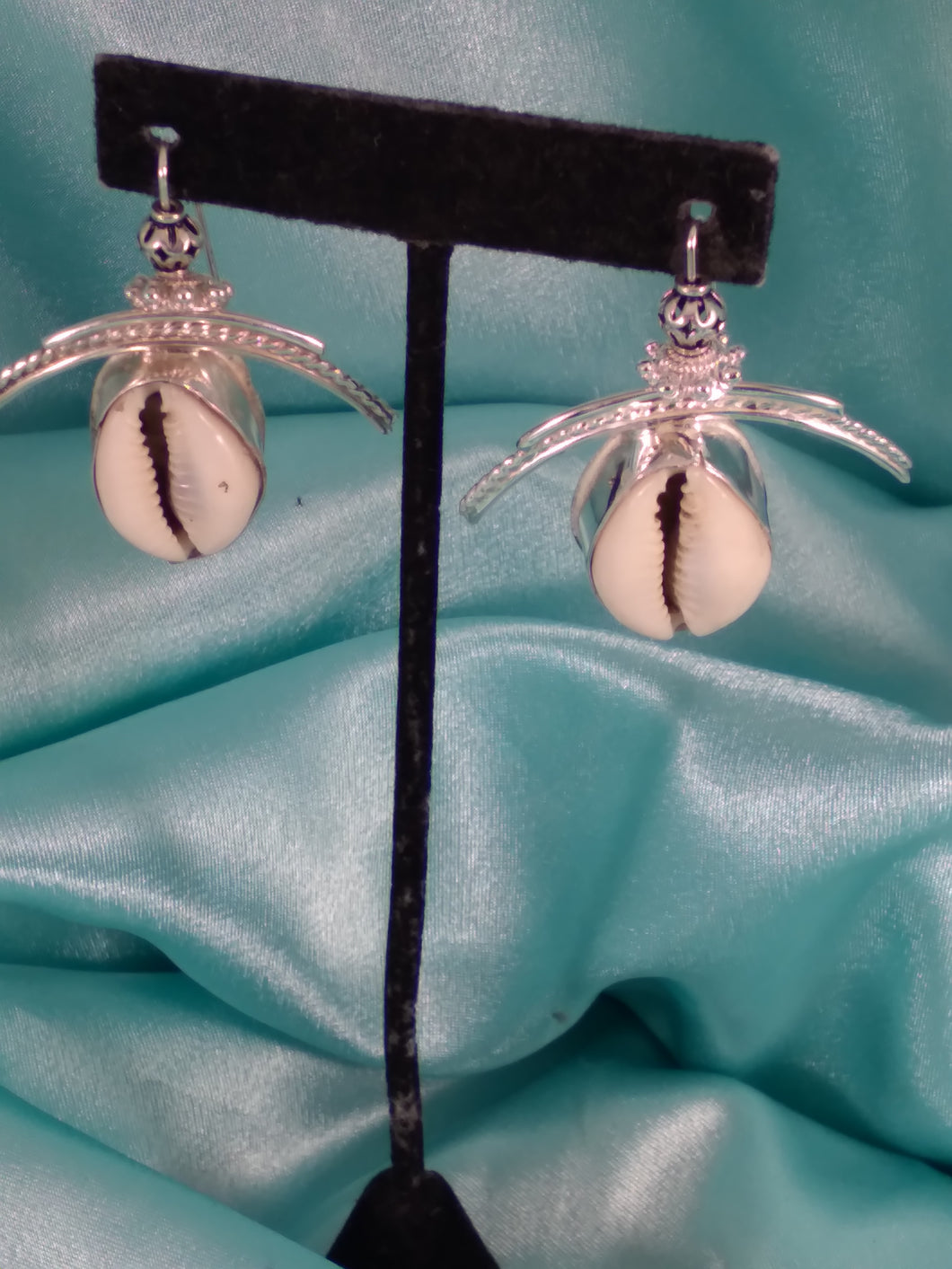 NATURAL COWRIE